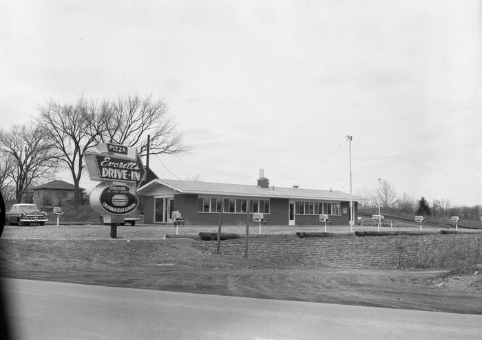 Everetts Drive-In - 1958 Photo From Duane Scheel - Ann Arbor Dist Library